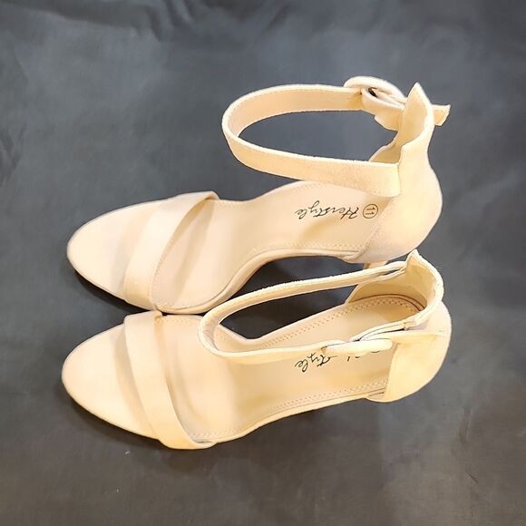 BRAND NEW HERSTYLE CHARMING- ANKLE STRAP ROUNDED BUCKLE OPEN TOE STILETTO HEEL - Picture 7 of 16